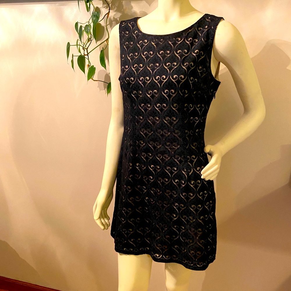 Pinky black tan lace dress size M
